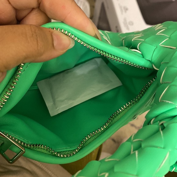 Woven knot handbag - Picture 4 of 5